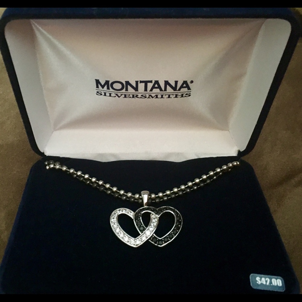 Montana Silversmiths Double Heart Necklace